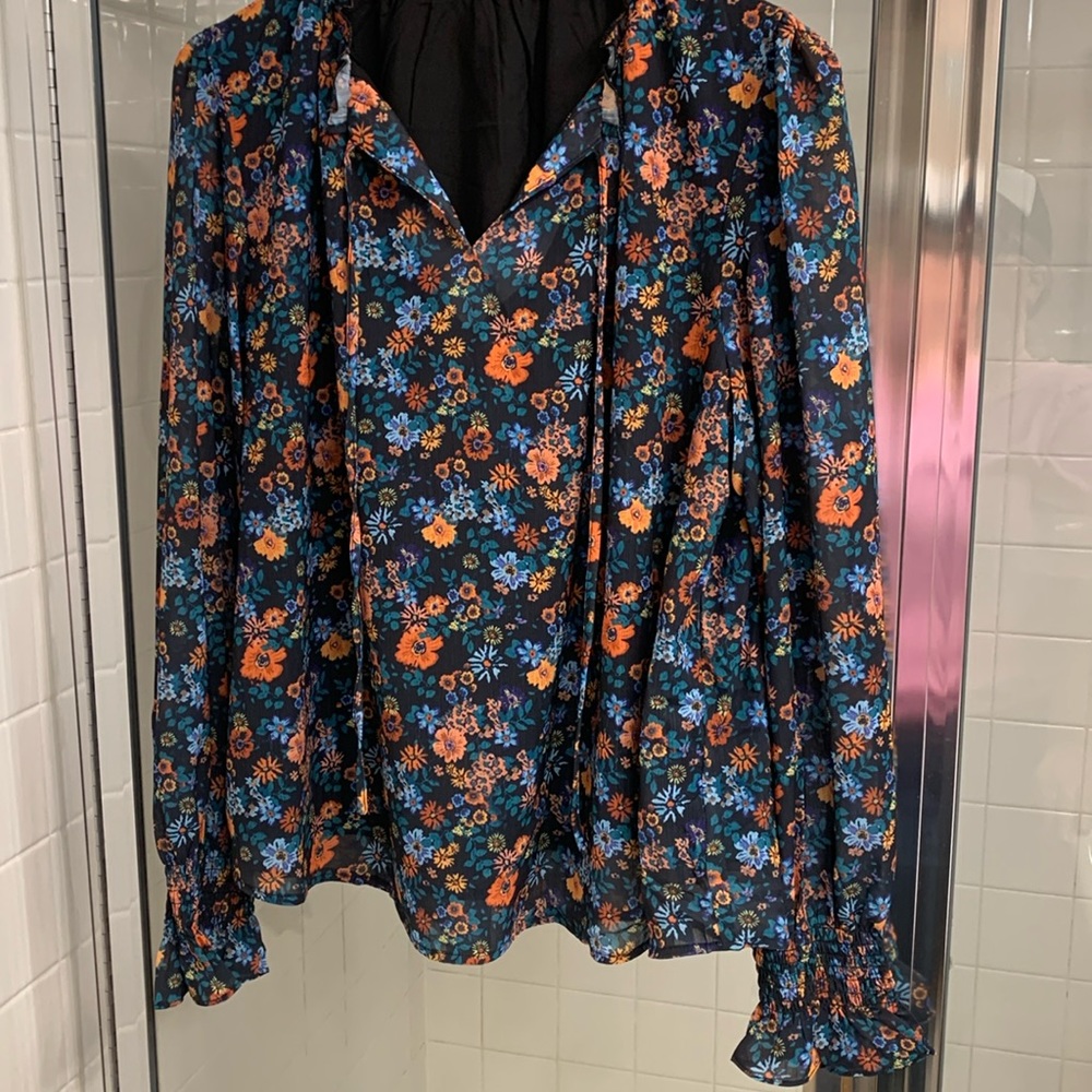Long sleeve blouse